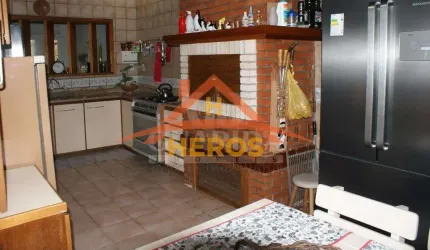 Casa com 3 quartos à venda na Rua Edgar Luiz Schneider, 510, Ipanema, Porto Alegre por R$ 1.400.000