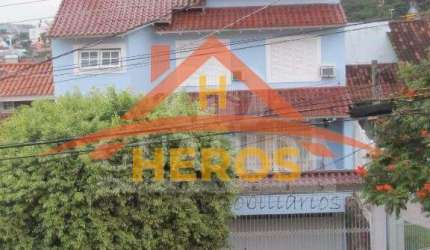 Casa com 4 quartos à venda na Rua Professora Thereza Noronha, 70, Espírito Santo, Porto Alegre por R$ 1.290.000