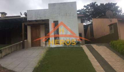 Casa em condomínio fechado com 4 quartos à venda na Beco Juca Batista, 2705, Espírito Santo, Porto Alegre por R$ 480.000