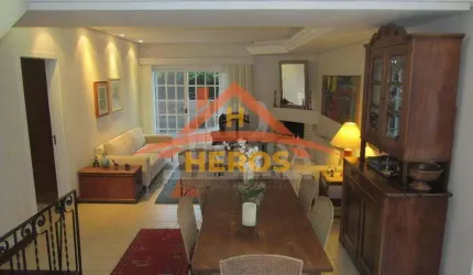 Casa em condomínio fechado com 3 quartos à venda na Rua Padre João Batista Reus, 1700, Vila Conceição, Porto Alegre por R$ 958.000