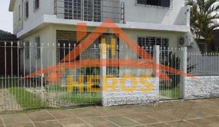 Casa com 3 quartos à venda na Rua Dorival Castilhos Machado, 407, Hípica, Porto Alegre por R$ 550.000