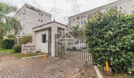 Apartamento com 2 quartos à venda na Rua Deputado Hugo Mardini, 1212, Passo das Pedras, Porto Alegre por R$ 190.000