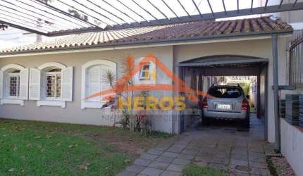 Casa com 3 quartos à venda na Avenida Arlindo Pasqualini, 164, Ipanema, Porto Alegre por R$ 1.064.000