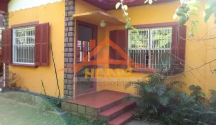 Casa com 2 quartos à venda na Rua dos Guaranis, 164, Espírito Santo, Porto Alegre por R$ 851.000