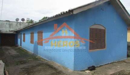 Casa com 7 quartos à venda na Rua Cirilo Leite Torres, 75, Espírito Santo, Porto Alegre por R$ 700.000