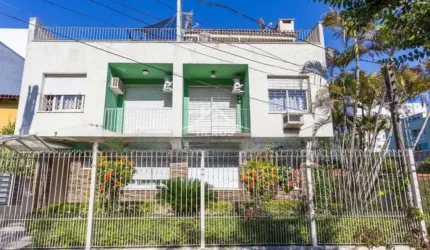 Apartamento com 3 quartos à venda na Rua Curupaiti, 1091, Cristal, Porto Alegre por R$ 318.000