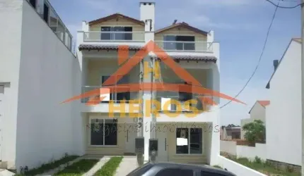 Casa com 3 quartos à venda na Rua Manoel Nunes da Silva, 99, Guarujá, Porto Alegre por R$ 530.000