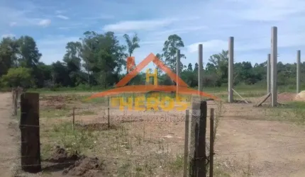 Terreno à venda na Avenida Edgar Pires de Castro, 6600, Aberta dos Morros, Porto Alegre por R$ 58.000