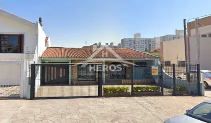 Casa com 4 quartos à venda na Rua Camaquã, 671, Camaquã, Porto Alegre por R$ 845.000