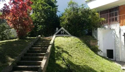 Casa com 3 quartos à venda na Rua Padre João Batista Reus, 267, Vila Conceição, Porto Alegre por R$ 940.000