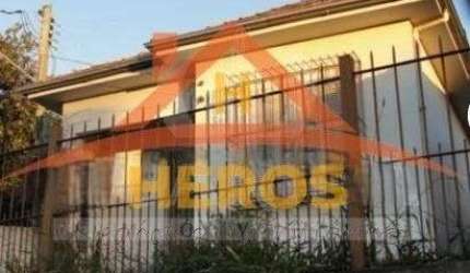 Casa com 2 quartos à venda na Rua Coronel Aparício Borges, 1093, Glória, Porto Alegre por R$ 379.000