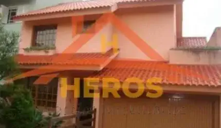 Casa com 3 quartos à venda na Rua Professor Antônio José Remião, 150, Espírito Santo, Porto Alegre por R$ 800.000