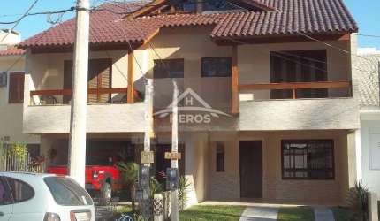 Casa com 2 quartos à venda na Rua Luzinete Alves Aragon, 101, Aberta dos Morros, Porto Alegre por R$ 540.000