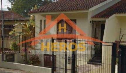 Casa com 4 quartos à venda na Rua Dário Totta, 240, Teresópolis, Porto Alegre por R$ 800.000