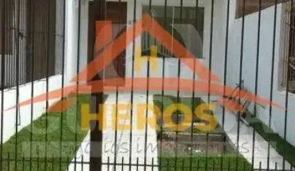 Casa com 2 quartos à venda na Rua Luzinete Alves Aragon, 483, Hípica, Porto Alegre por R$ 350.000