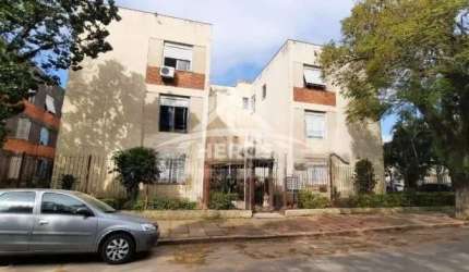 Apartamento com 3 quartos à venda na Avenida Nelson Pulgatti Moreira, 72, Cavalhada, Porto Alegre por R$ 180.000
