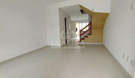 Casa com 3 quartos à venda na Rua Nestor José Nitschke, 38, Guarujá, Porto Alegre por R$ 520.000