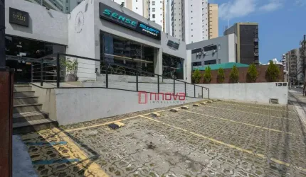 Casa Comercial para Venda no Caminho das Árvores