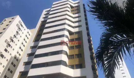 Apartamento Três Quartos para Venda no Aquárius