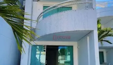 Casa triplex com 4 dormitórios à venda, 159 m² por R$ 650.000 - Buraquinho - Lauro de Freitas/BA