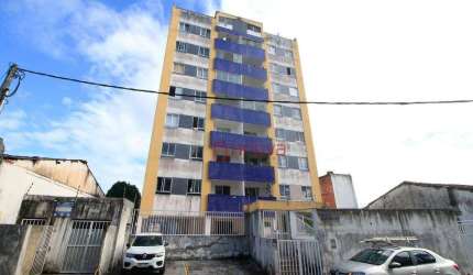 Aluga apartamento com 2 quartos, varanda, gabinete, armários completos, 65 m² por R$ 1.700/mês - Matatu - Salvador/BA