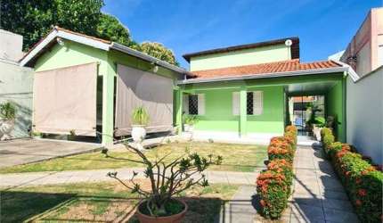 Casa com 3 quartos à venda em Areão - MT