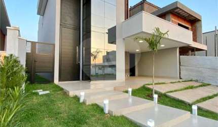 Sobrado com 3 quartos à venda em Condomínio Belvedere - MT
