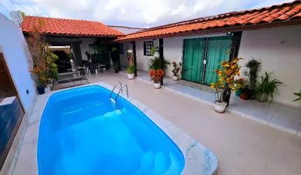 Casa Mobiliada - 260m² - 3 Quartos