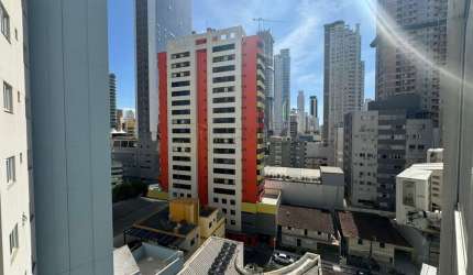 Apartamento Quadra Mar em Balneário Camboriú