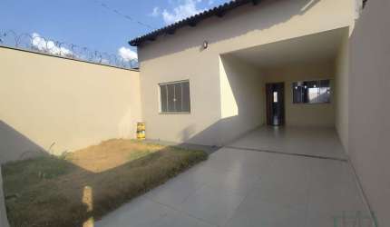 Casa à venda no bairro Jardim Helvécia em Aparecida de Goiânia/GO