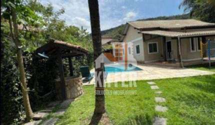 Casa com 4 quartos à venda, 250 m² - Itaipu - Niterói/RJ