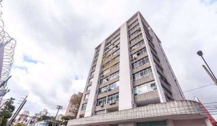 Sala comercial ampla no Centro