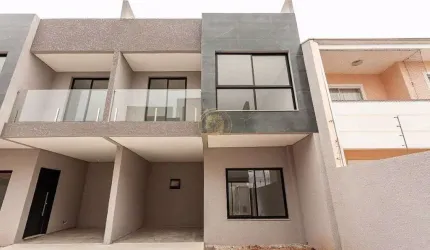 Sobrado amplo com 3 quartos no Uberaba