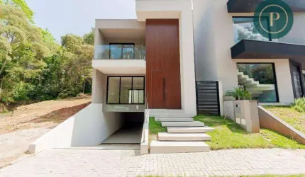 Casa com 3 suítes em condomínio fechado no Santa Cândida