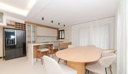 Casa para alugar, 172 m² por R$ 9.900,01/mês - Santa Felicidade - Curitiba/PR