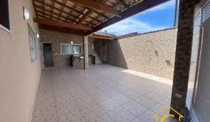 Casa à venda no bairro Suarão - Itanhaém/SP