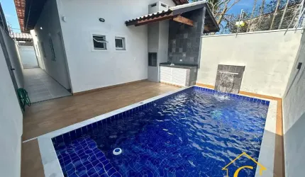 Casa à venda no bairro Grandesp - Itanhaém/SP