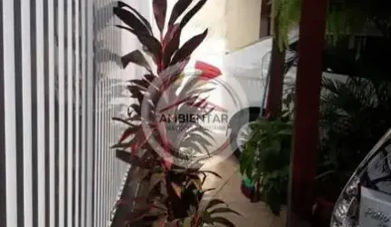 Casa Para Vender com 4 quartos 2 suítes no bairro Luzia em Aracaju