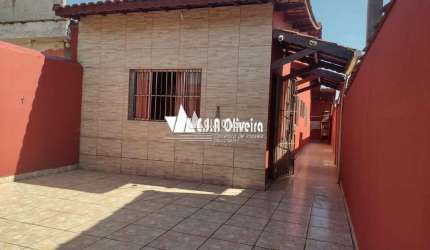 Casa em excelente localização na cidade de Mongaguá 