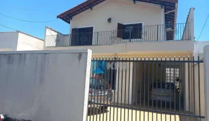 Casa à venda, 3 dormitórios uma suíte, 250 m², no Jardim das Indústrias!