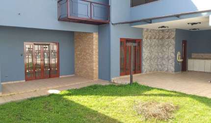 Casa à venda e locação,  350 m² de área construída, 4 dormitórios, 2 suítes, no Condomínio Esplanada do Sol! Agende uma visita!l!