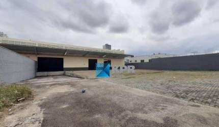 Galpão para alugar, 1776 m² - Vila Letônia - São José dos Campos/SP