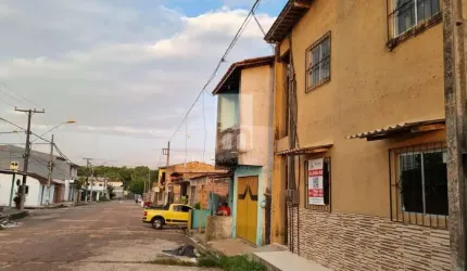 Vendo Casa no Tenoné  3 apartamentos -  Belém