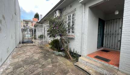 Casa comercial para alugar na Rua Álvares Machado, 229, Petrópolis, Porto Alegre, 300 m2 por R$ 9.600