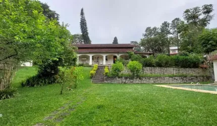 Casa para Venda em Teresópolis, Quebra-Frascos, 7 dormitórios, 4 suítes, 8 banheiros, 2 vagas
