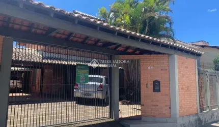 Casa com 4 quartos à venda na Rua Joe Collaço, 732, Santa Mônica, Florianópolis, 154 m2 por R$ 1.700.000