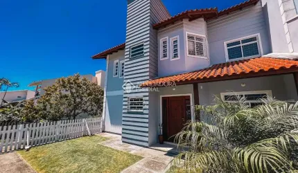 Casa com 3 quartos à venda na Rua Tupinambá, 251, Canto, Florianópolis, 320 m2 por R$ 1.390.000