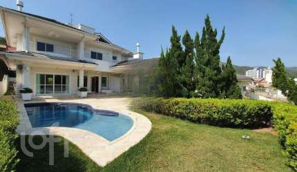 Casa com 3 quartos à venda na Rua Gênova, 139, Córrego Grande, Florianópolis, 305 m2 por R$ 2.970.000