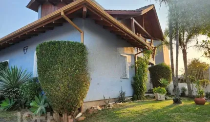 Casa com 3 quartos à venda na Avenida Tucumã, 295, Campeche, Florianópolis, 140 m2 por R$ 2.200.000
