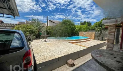 Casa com 4 quartos à venda na Servidão Alcidomiro Flores, 198, Rio Tavares, Florianópolis, 144 m2 por R$ 2.544.000